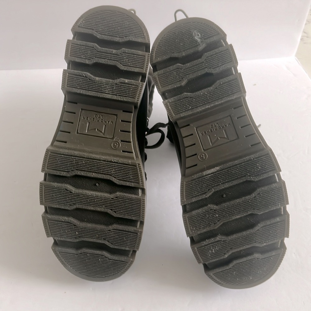Marc Fisher $239 Women’s Weatherproof Lug Sole Military Green Boots Size 5 NWT - Picture 5 of 6